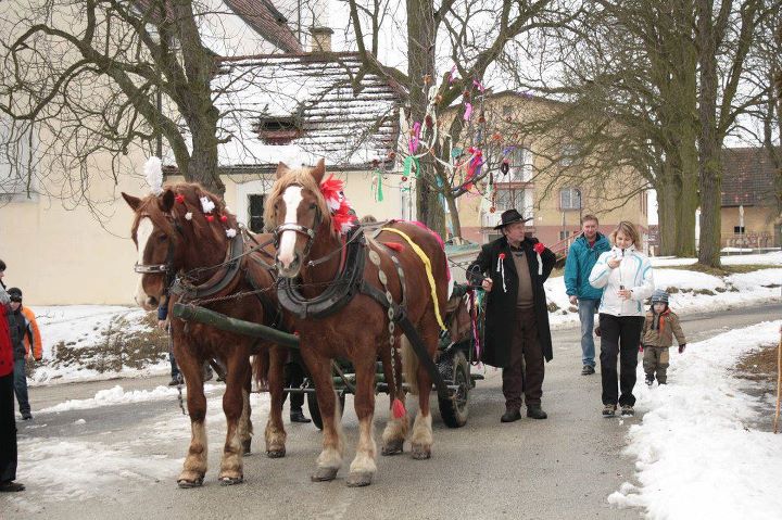 Masopust v Chrášťanech 18.2.2012 028