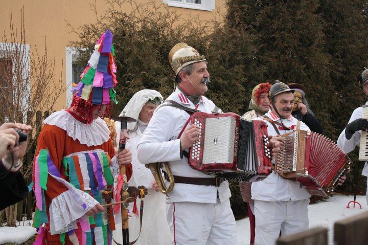 Masopust v Chrášťanech 18.2.2012 068