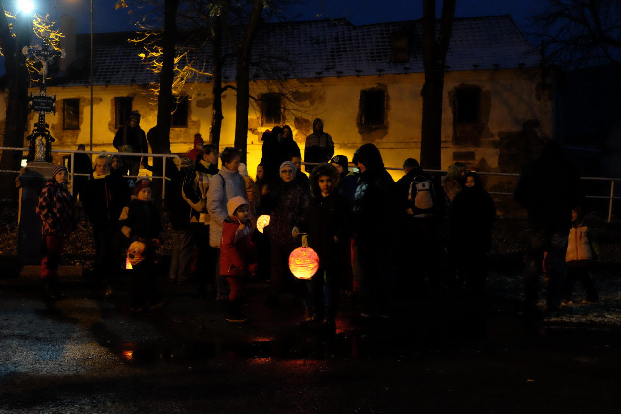  lampionový průvod ........ - 12.11. 2016 - foto: Tomáš Mathoun © 